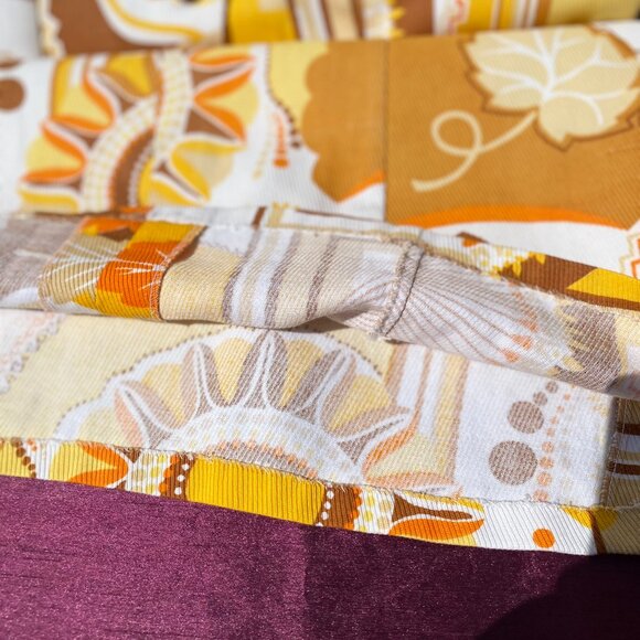 91 (VWC) Vintage. Handcrafted. Smock. Blouse. 1960. Europe. Rare Find. - Picture 11 of 12